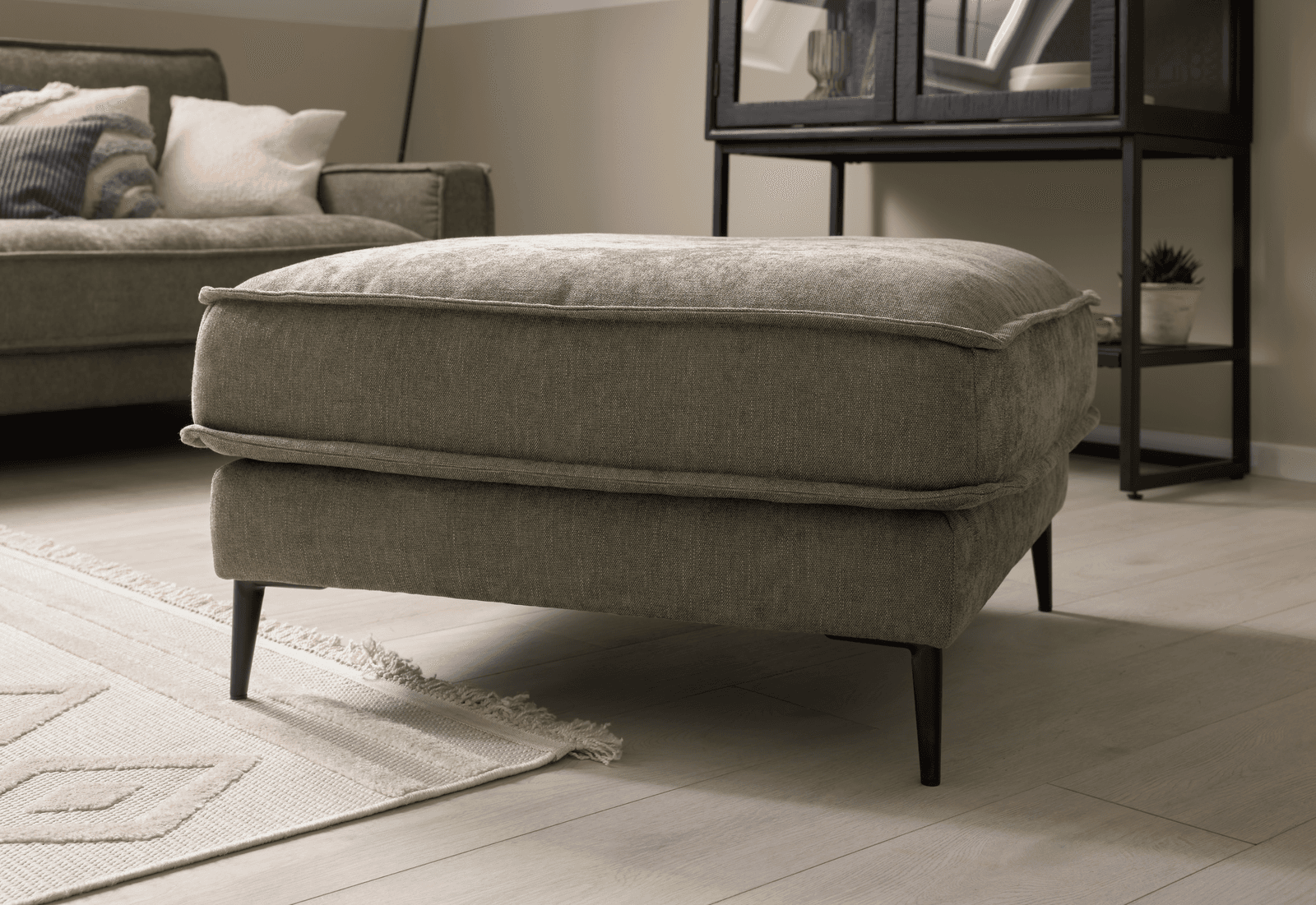 Roomio No. 4102 Hocker Grün 80 x 80 cm - hocker - Image 1
