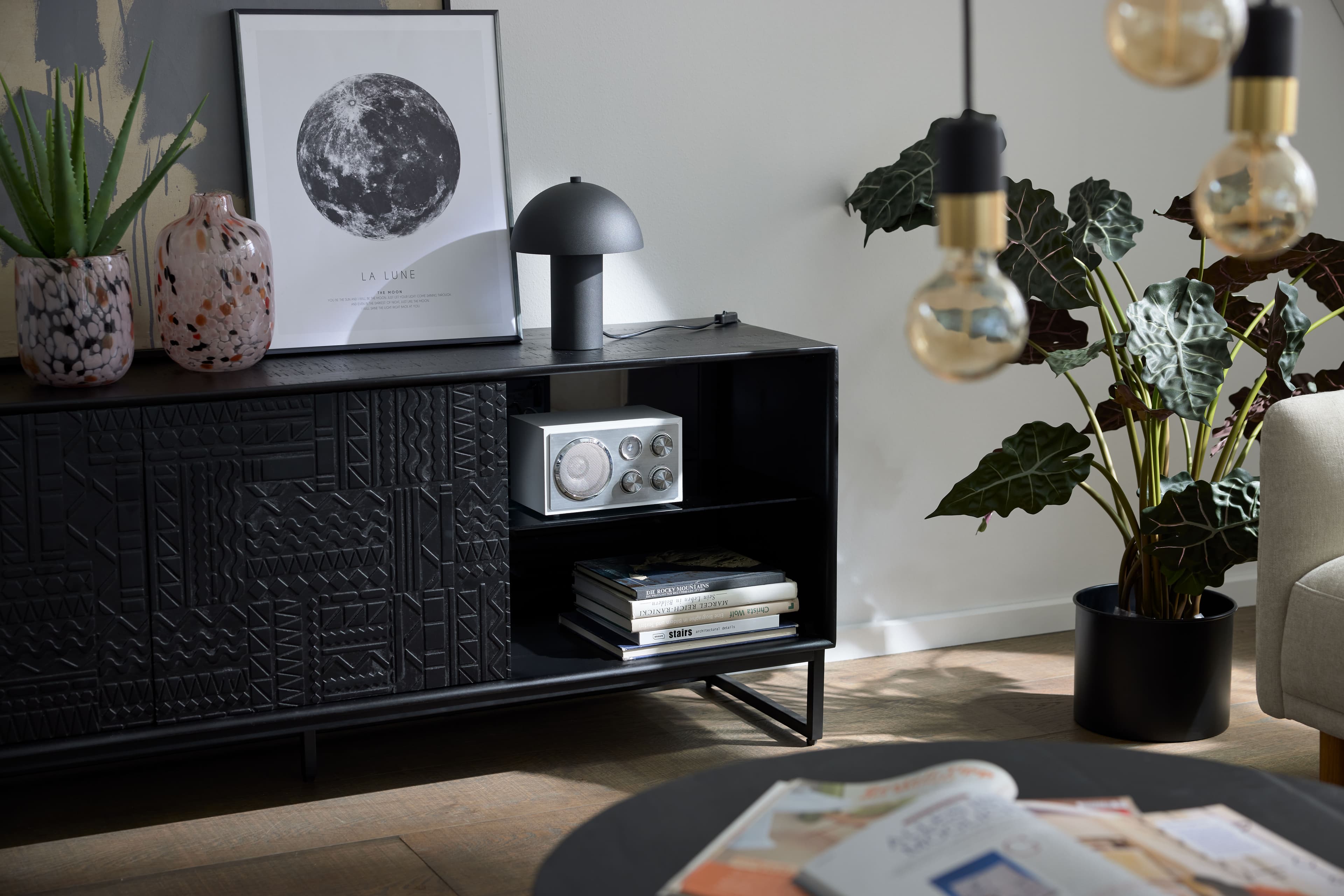Roomio No. 2001 Lowboard Mango massiv - Regale & Sideboards - Image 1
