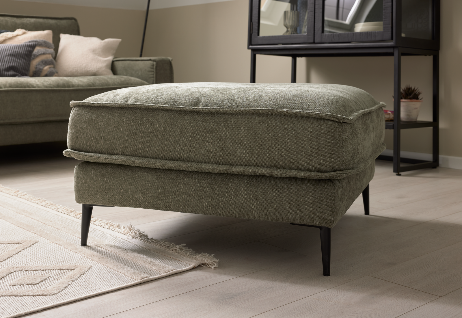 Roomio No. 4102 Hocker Grün 80 x 80 cm