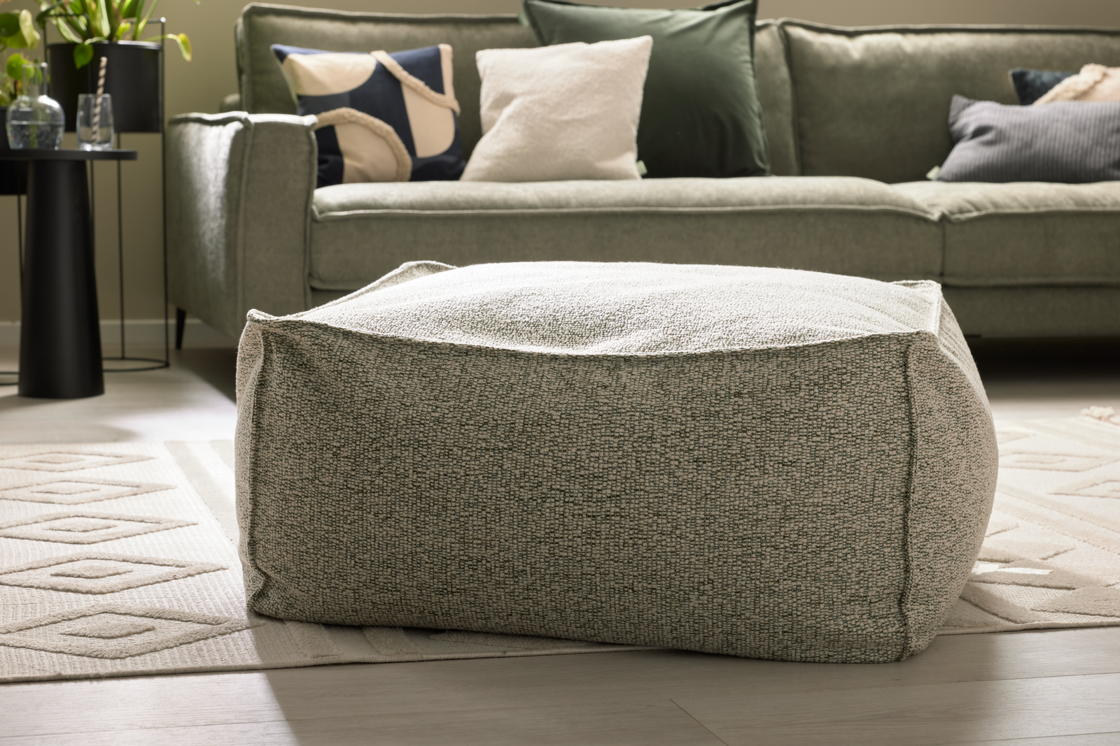 Roomio No. 4121 Hocker Grün 86 x 86 cm
