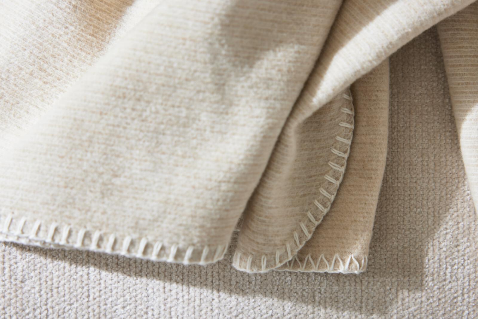 Roomio No. 9413 Wohndecke beige 150 x 200 cm